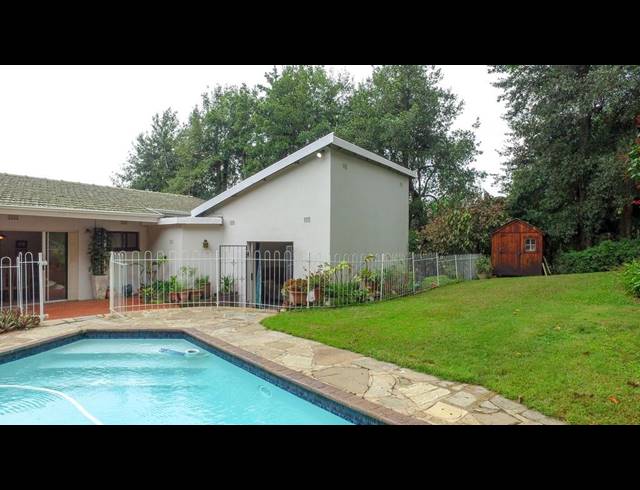 4 BEDROOM FREESTANDING SOLD IN COWIES HILL
